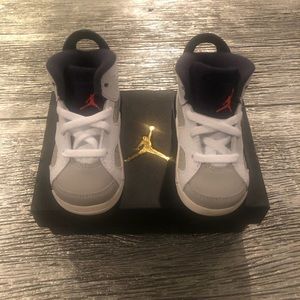 Children’s Jordan 6 Retro sneakers